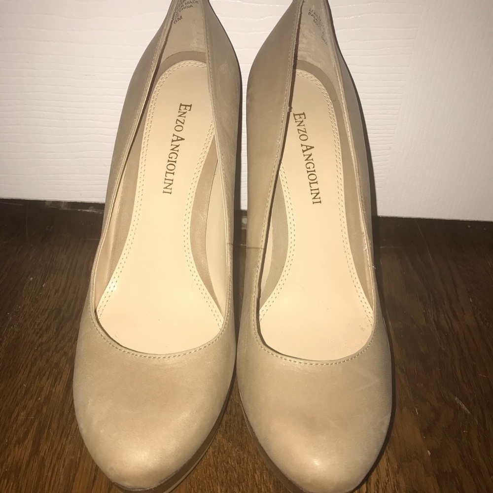 Enzo Angioloni Nude Leather Pumps